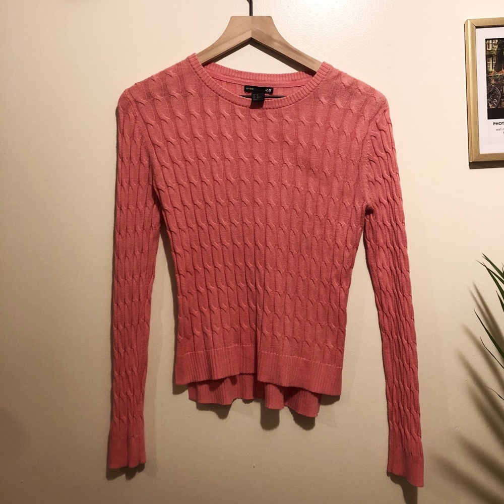 Lightweight Pink Knit Long Sleeve Top